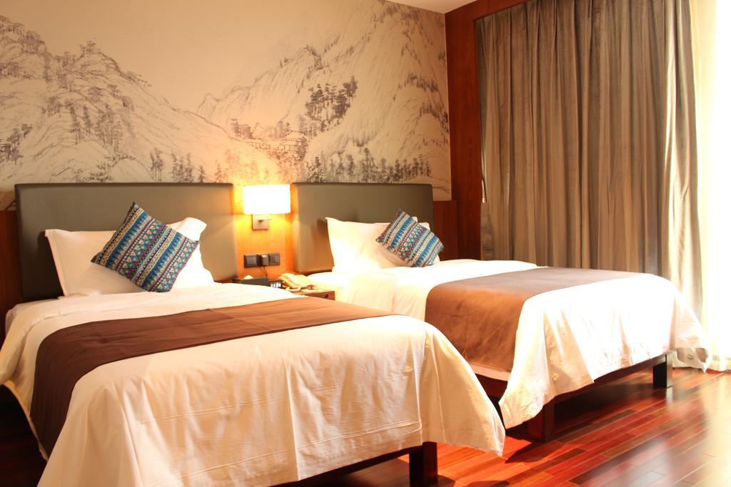 Ssaw Boutique Hotel Delan Mogan Mountain Deqing Zimmer foto